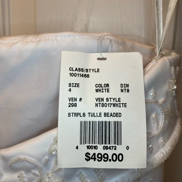 David's Bridal White Strapless Tulle Ball Gown - Picture 8 of 9